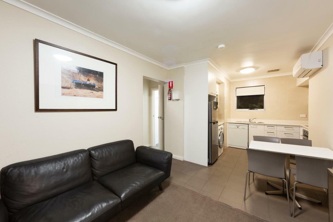 Forrest Hotel & Apartments Canberra Zewnętrze zdjęcie